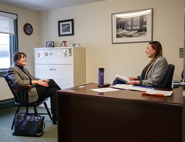 A VLGS 1L is interviewed as a part of Career Services' annual Mock Interview Day.